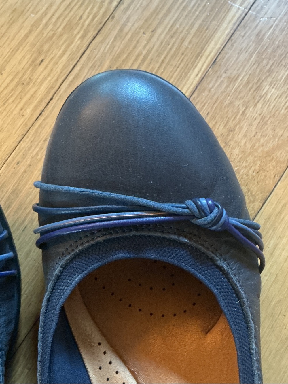 Clarks Navy Knot Ballet Flats - Picture 3 of 8